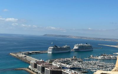 Dos cruceros con 8.000 turistas generan un impacto económico de 600.000 euros