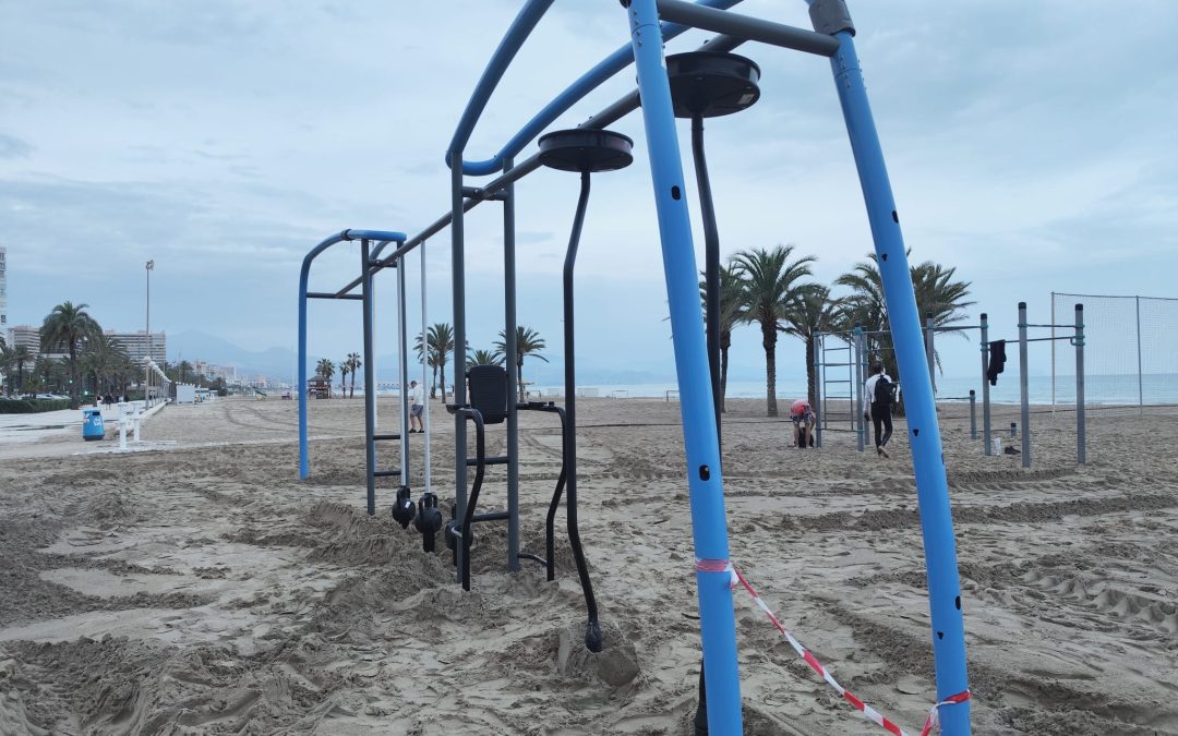 Alicante renueva las zonas deportivas en la arena de la Playa de San Juan