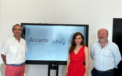 Poquet reafirma su compromiso de diálogo y cooperación con el sector turístico