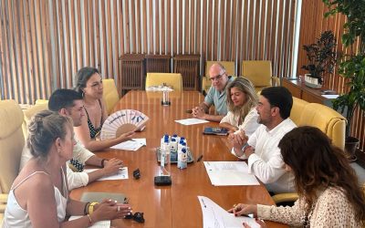 El alcalde traslada a Hosbec las líneas de actuación turísticas para los próximos años