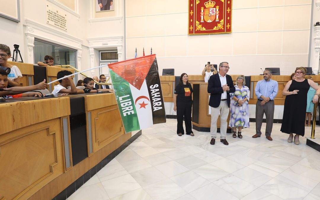 El programa ‘Un verano en paz’ acoge en Alicante a 37 niños saharauis