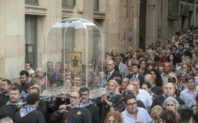 La Santa Faz llega a Alicante para conmemorar a la Virgen del Remedio