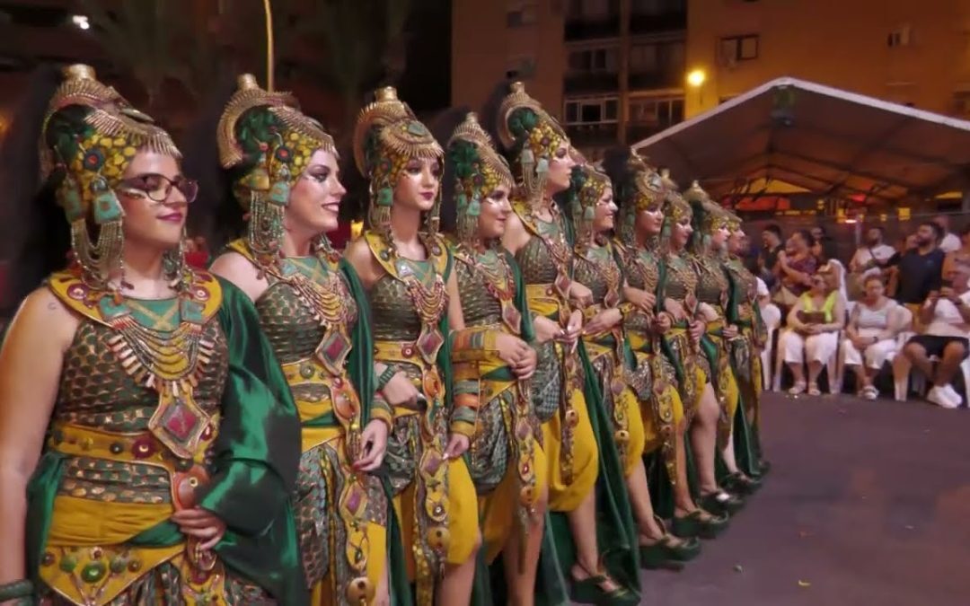 Altozano celebra sus Moros y Cristianos en una de las ediciones más multitudinarias