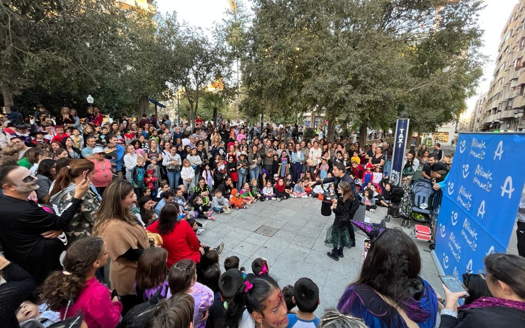 Las dos primeras jornadas de Halloween son un éxito de público y dinamizan el comercio