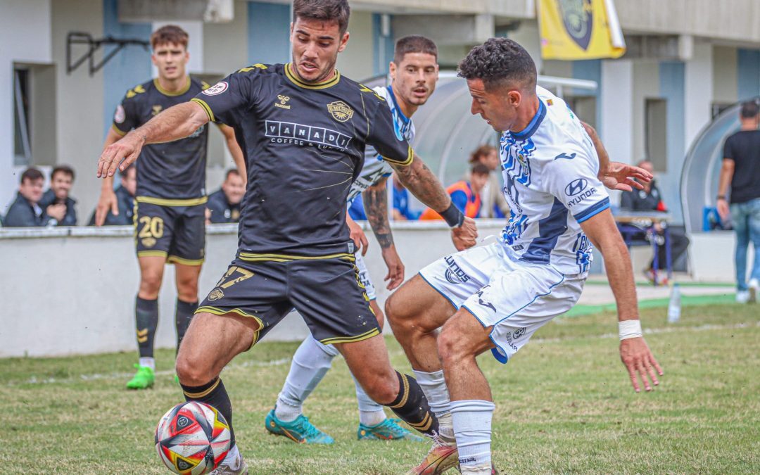 El Intercity pone las ocasiones pero se estrella ante la solidez defensiva del Atlético Baleares (0-0)