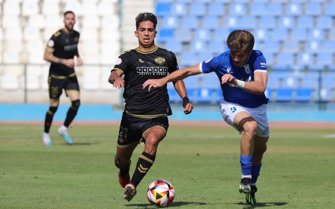 El Intercity suma sus primeros puntos a domicilio tras remontar en el campo del Melilla (1-2)