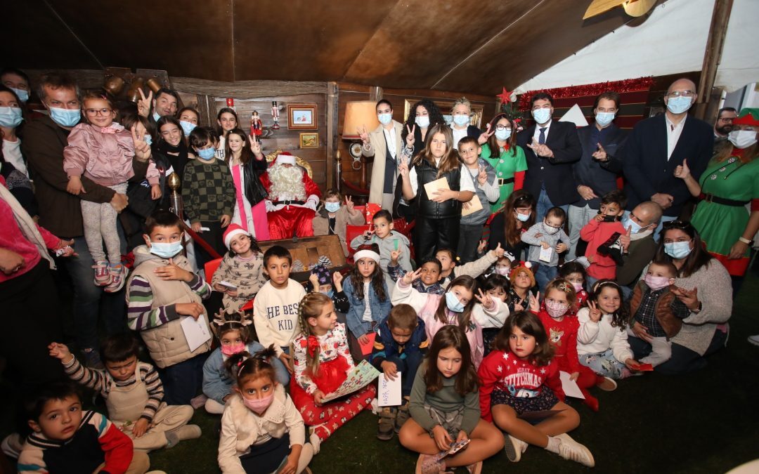 La visita de los niños del ‘Doctor Balmis’ abre la ilusión por la Casa de San Nicolás