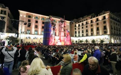 Alicante peatonaliza el Ayuntamiento y la Rambla durante los días de fiesta
