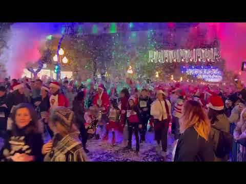 Más de 5.000 corredores convierten la San Silvestre en un récord de solidaridad y buen humor