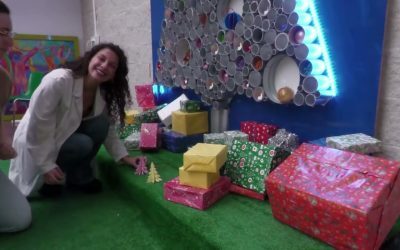 El encendido del árbol inicia la programación de Navidad en el Hospital de Sant Joan