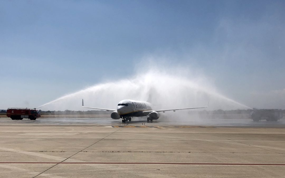 El Ejecutivo municipal exige la construcción de la segunda pista del aeropuerto