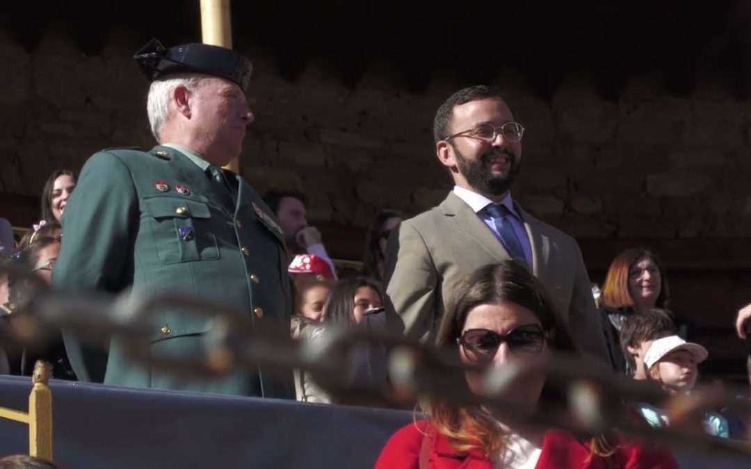 La Policía Nacional triunfa con su exhibición en la Plaza de Toros de Alicante