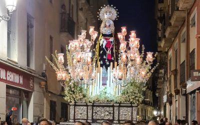 Santa Cruz y La Marinera desatan la pasión multitudinaria durante el Miércoles Santo