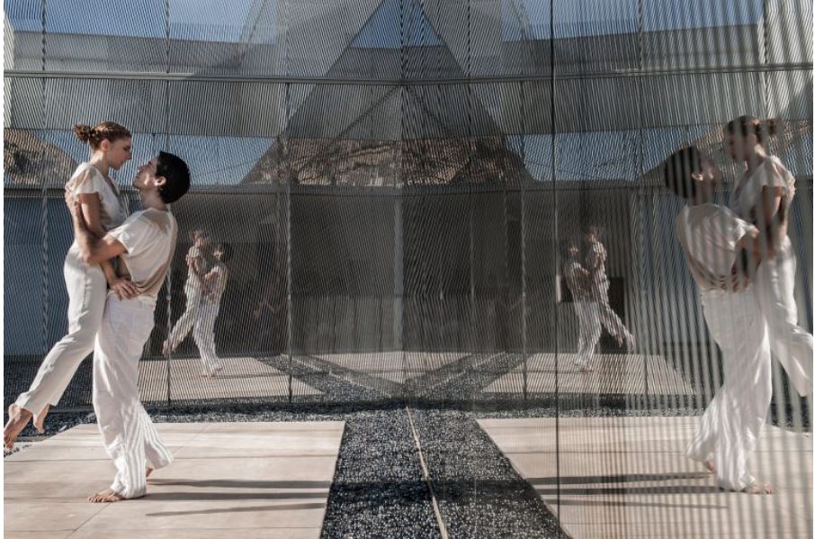 La edil de Cultura felicita a Asun Noales tras ser nominada a los Premios Max por su obra “Sempere”