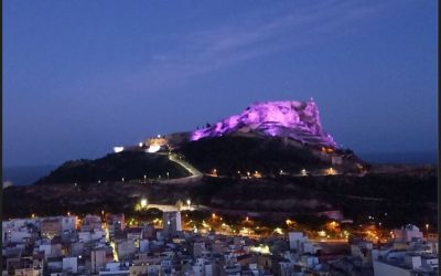Las energías renovables reducen a la mitad el consumo en el Castillo y el Mercado