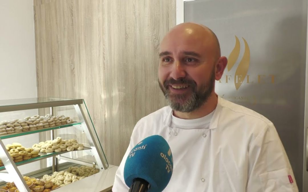 Los rollitos de anís, el dulce más tradicional en la romería de la Santa Faz