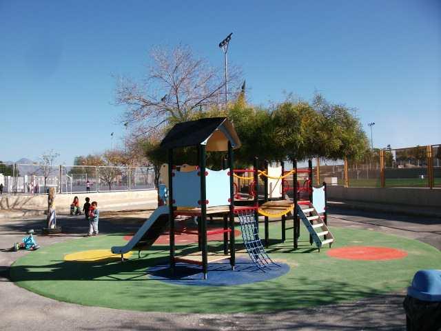 Las escuelas infantiles municipales ofertan 213 plazas para el próximo curso