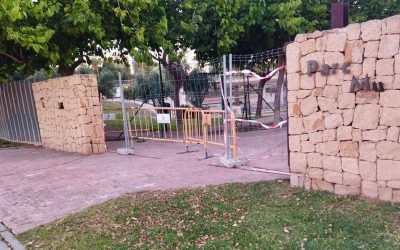 El Campello adjudica por 38.000 euros las obras de reposición de las puertas de acceso al Parque Central