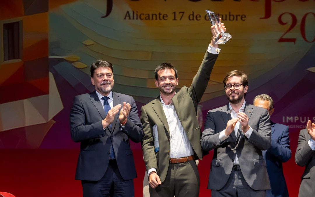 Yago Sierras gana el 30 Premio al Talento Empresarial de Jovempa