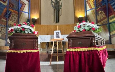 Llegan a Alicante los restos de Rafael Altamira y Pilar Rendón