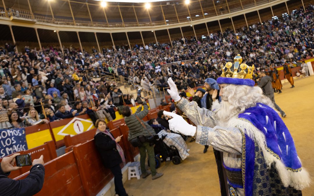 60.000 personas disfrutan con la Cabalgata de Reyes en Alicante