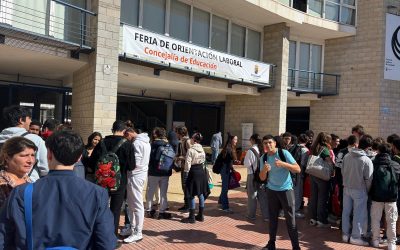 Mas de 350 alumnos visitan la Feria de orientación formativo-laboral