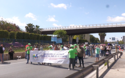 Los vecinos reclaman accesos directos al Parque del Mar
