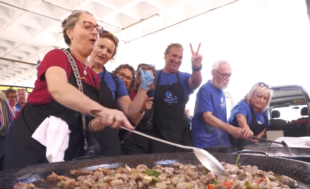 El Campello celebra el «Mig Any» de Moros y Cristianos con convivencias