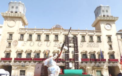 Las Hogueras empiezan a tomar las calles de Alicante