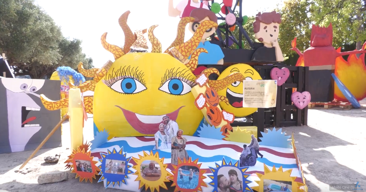 Este fin de semana el centro San Rafael ha celebrado su particular festa de Foguera