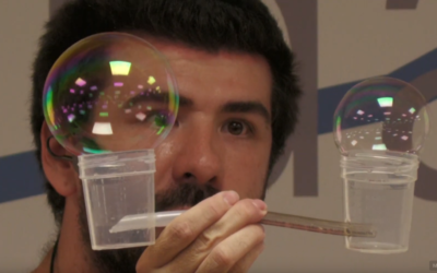 300 jóvenes se suman al ‘pati de la ciencia’ de la UA