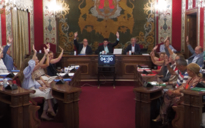 Gobierno y PSOE acuerdan reforzar la moratoria turística
