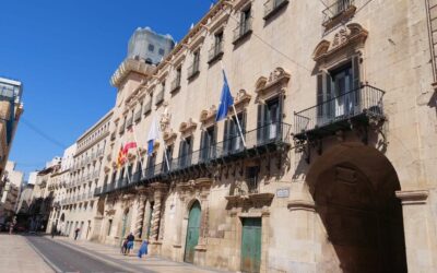 Los alicantinos se ahorrarán 1,1 millones en el recibo del IBI con la nueva ordenanza