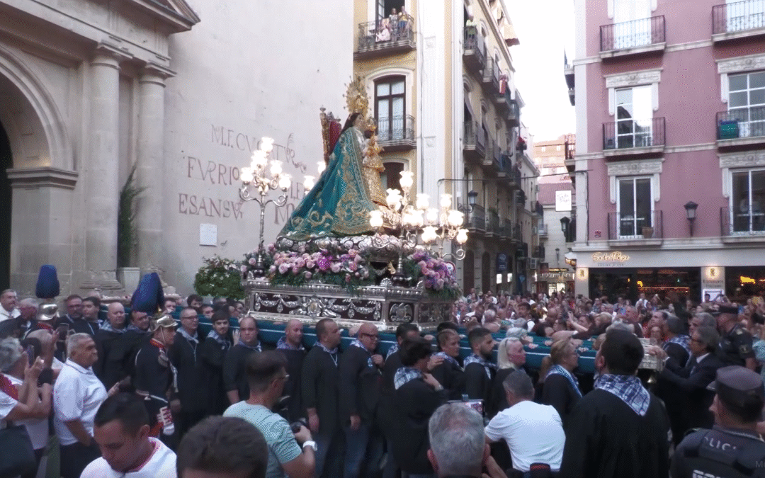 Alicante rinde honores a su patrona la Virgen del Remedio
