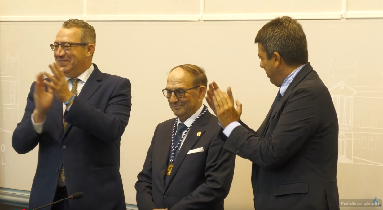 Ángel Urbina, nuevo Alicantino de Adopción 2025