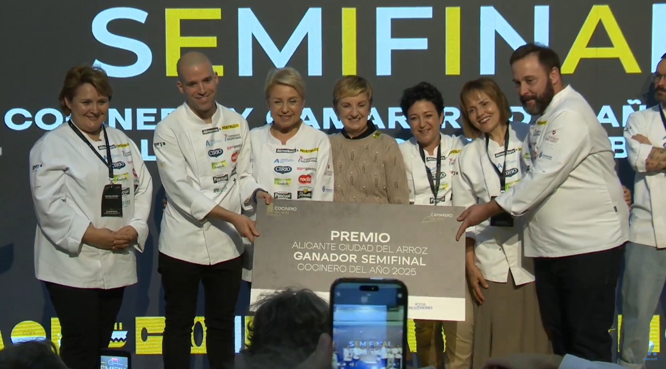 Gil, Sánchez y Marco, finalistas de Camarero del Año