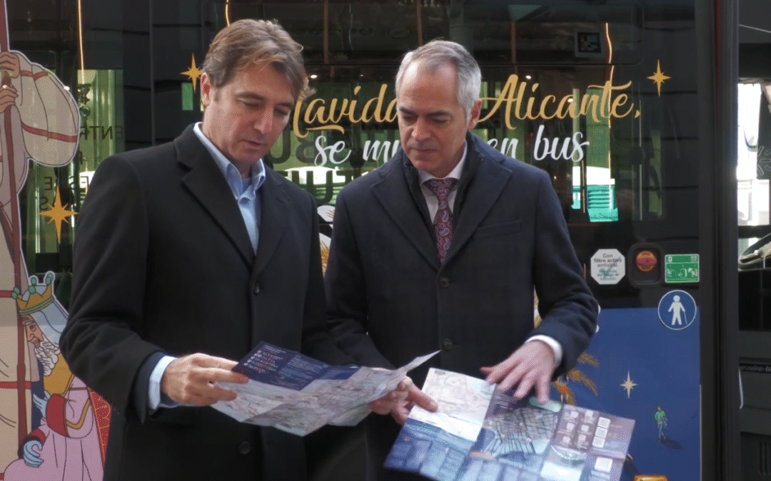 Vuelve el autobús que reparte Navidad por todo Alicante