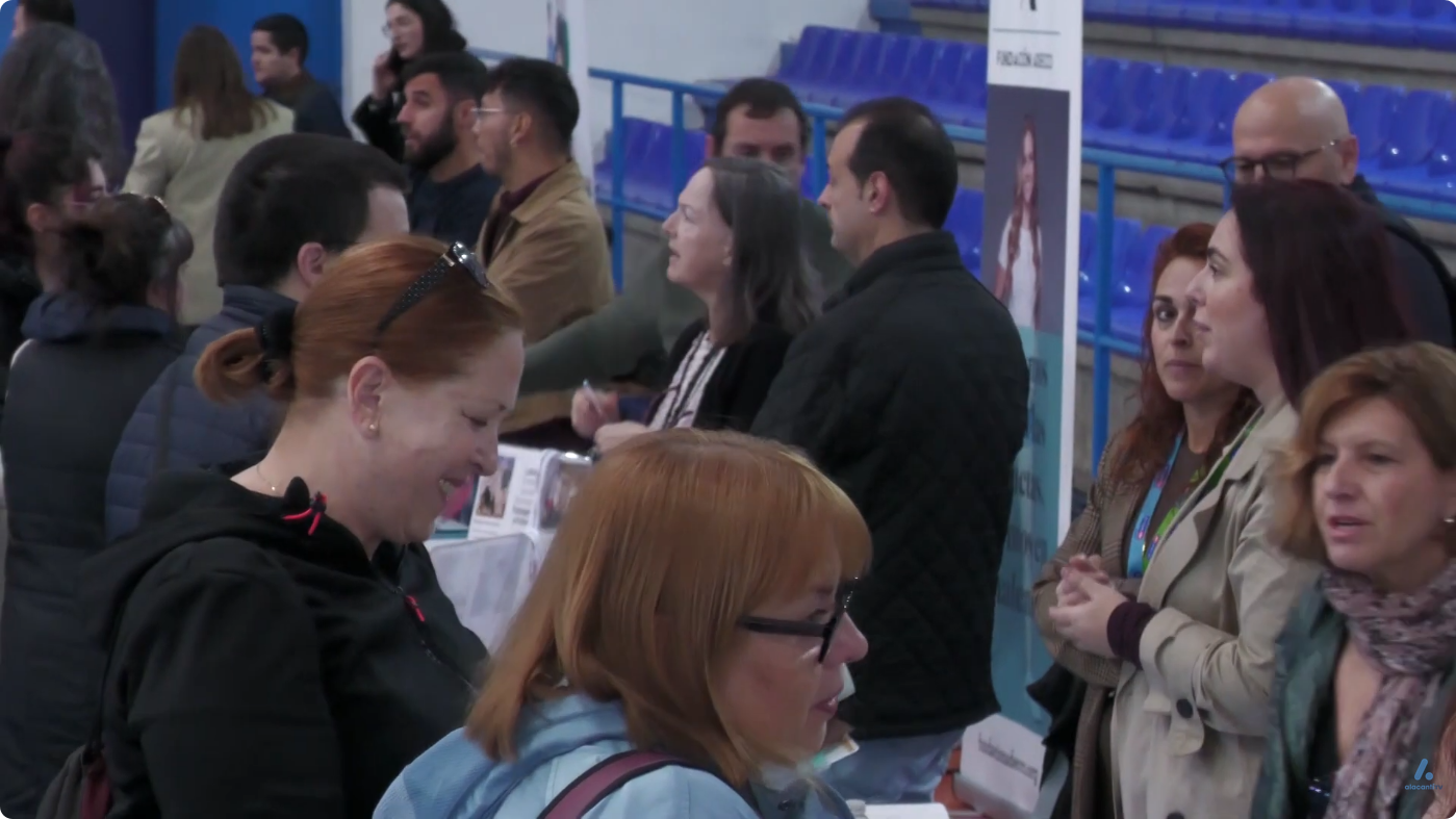 Éxito en la segunda Feria de Empleo y talento de Sant Joan d’Alacant