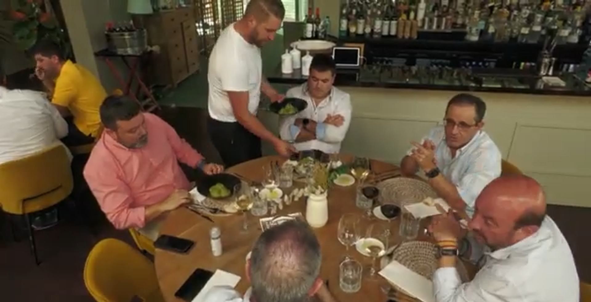 Alicante amplía una hora el cierre de bares y restaurantes en Semana Santa