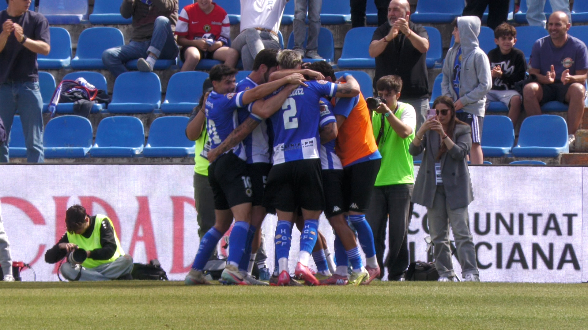 El Hércules gana al Teruel y deja sentenciada la permanencia