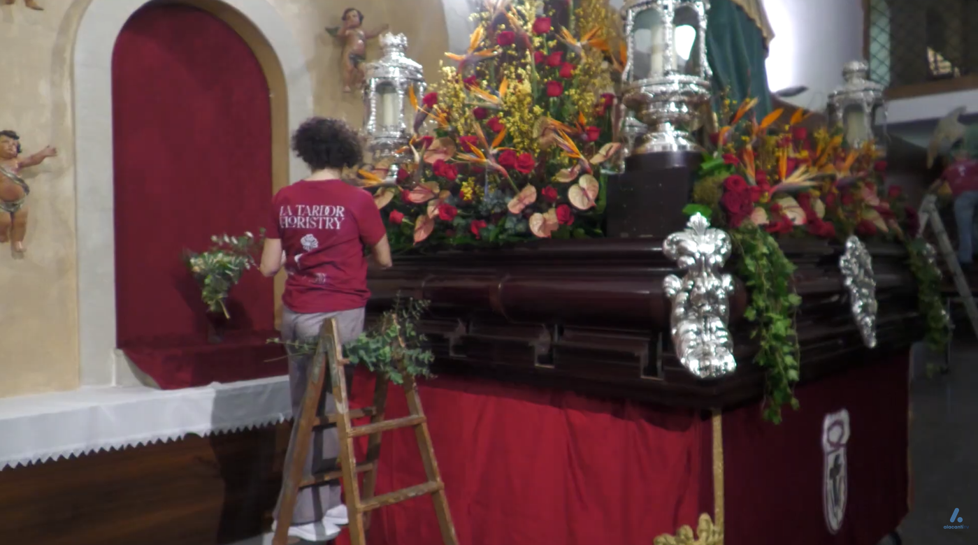 La Cofradía del Cristo del Divino Amor ultima cada detalle de un día histórico