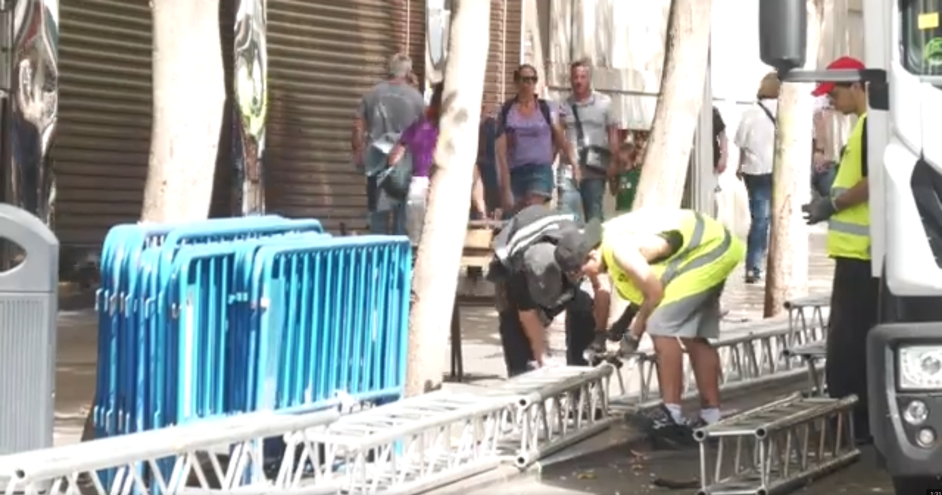 La Gala de Candidatas a Bellea del Foc cierra la Rambla de Méndez Núñez