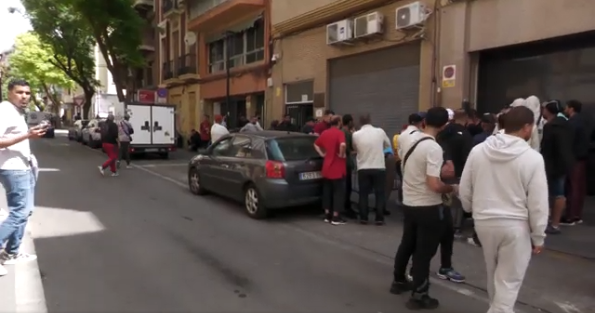 Regularización extraordinaria: miles de solicitudes y falta de información