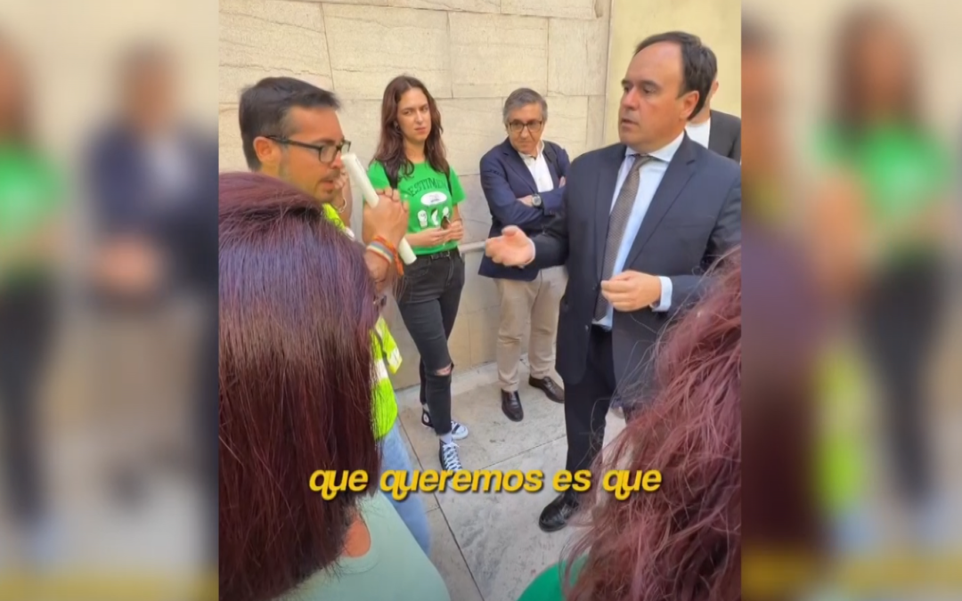 Huelga educación: directores dimiten por colegios “de 1955”