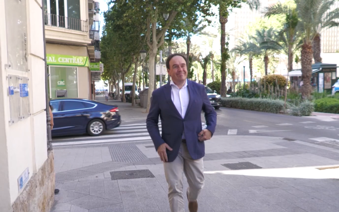 Pérez Llorca defiende en Valencia los Presupuestos de 2026