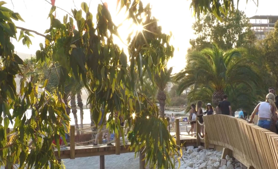 Alicante abre el nuevo Parque de La Almadraba, un espacio que une naturaleza, historia y mar