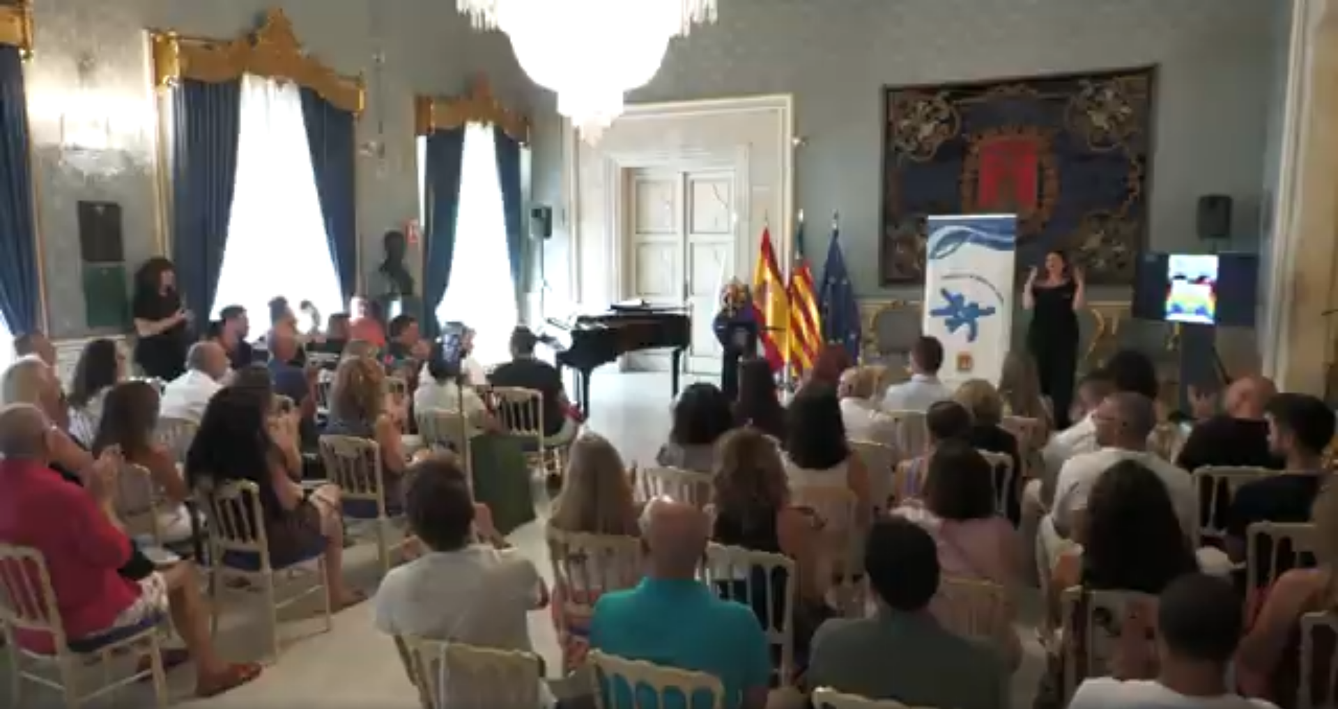 Alicante conmemora el Día del Orgullo con un acto en el Salón Azul