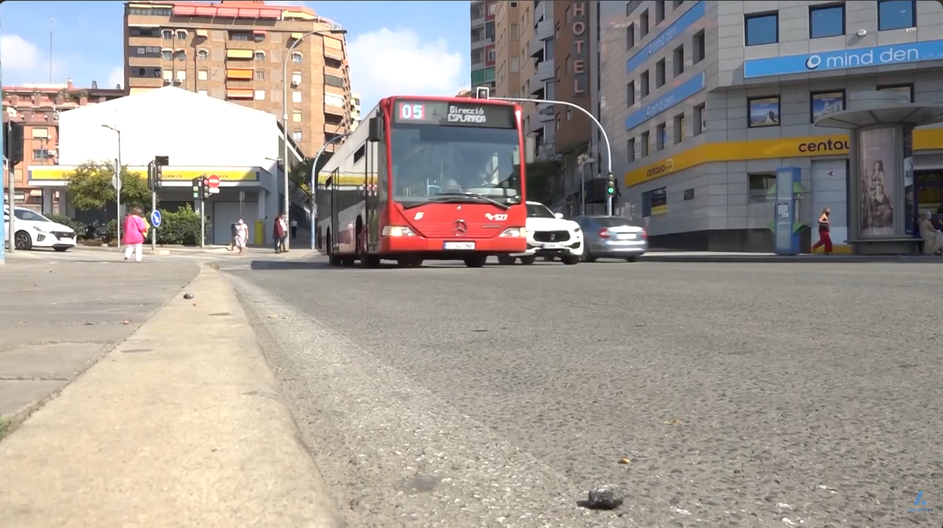 A debate cómo reducir el uso del coche en el trabajo en Alicante